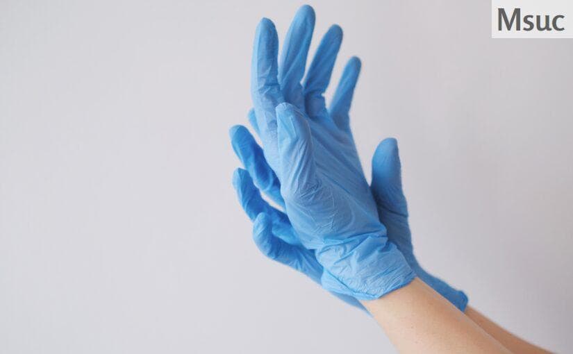 Guantes de vinilo o nitrilo: cuál elegir según la tarea y el riesgo